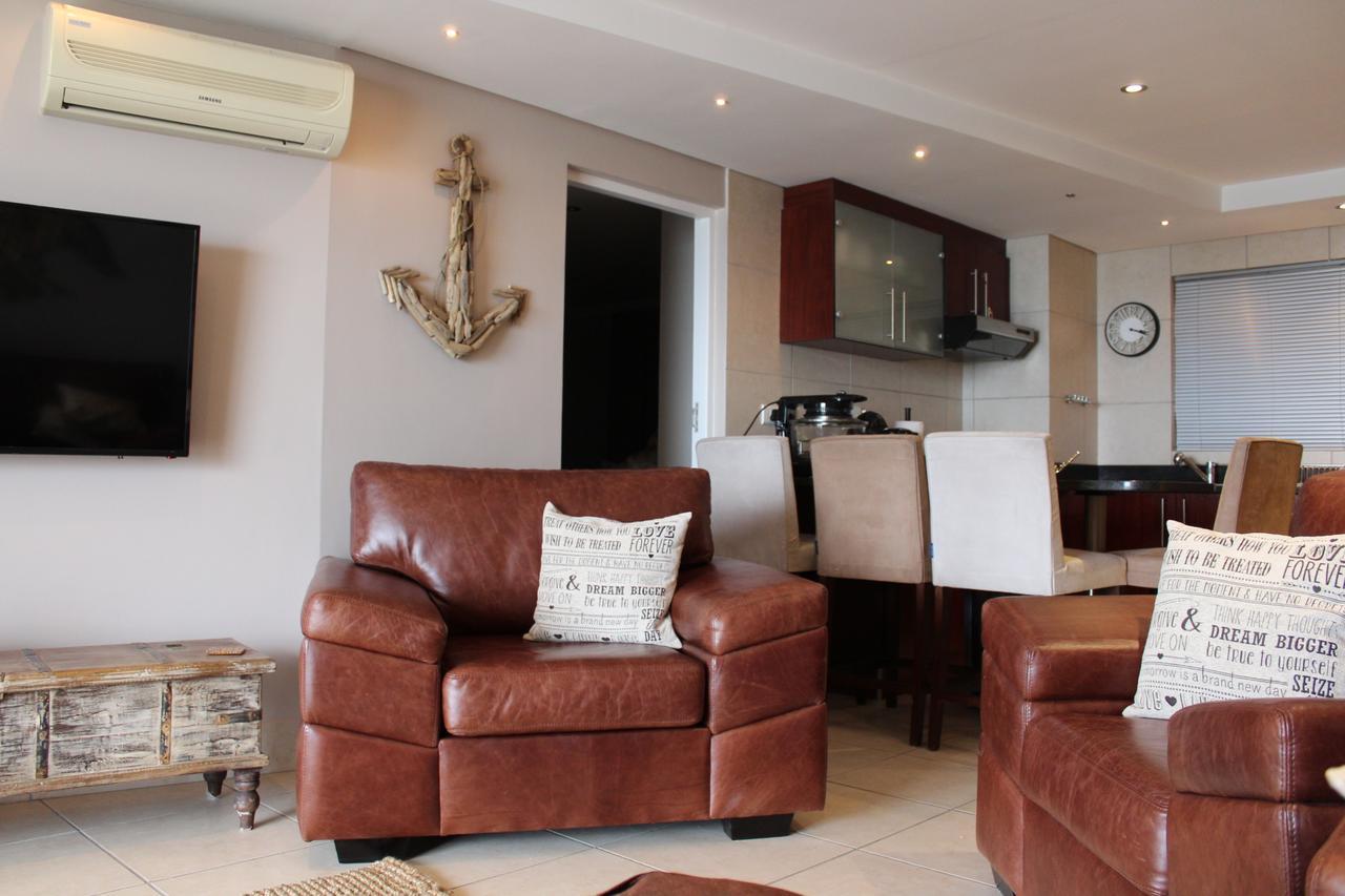 Seafront Apartment In Mossel Bay Esterno foto